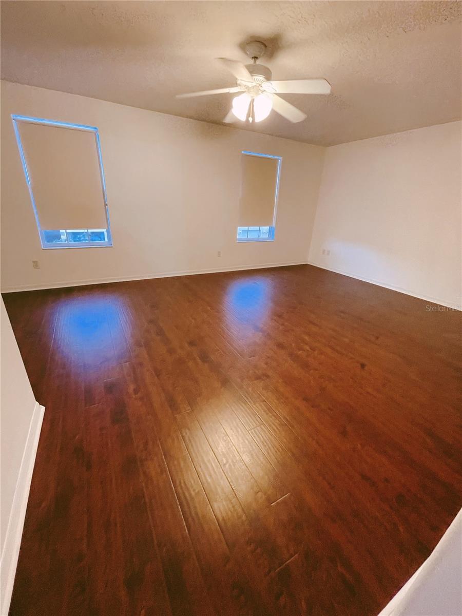 Image 17 of 24 For 12755 Somerset Oaks Street