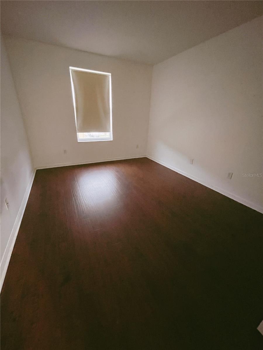 Image 19 of 24 For 12755 Somerset Oaks Street