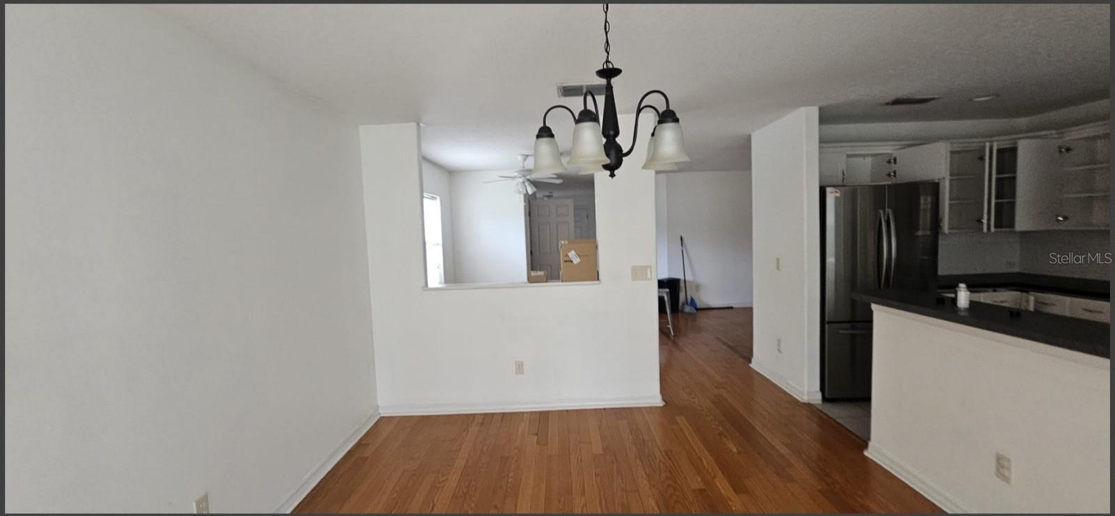 Image 4 of 24 For 12755 Somerset Oaks Street