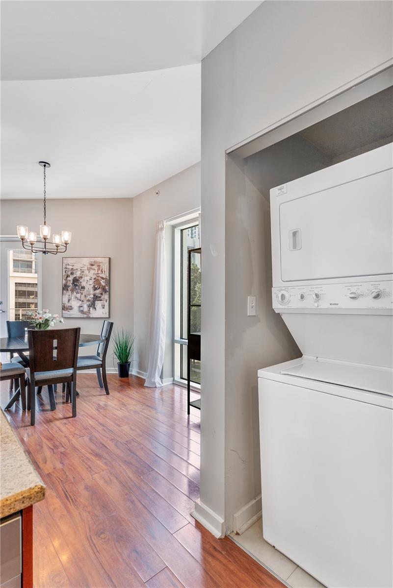 Image 14 of 42 For 525 Jackson Street 509