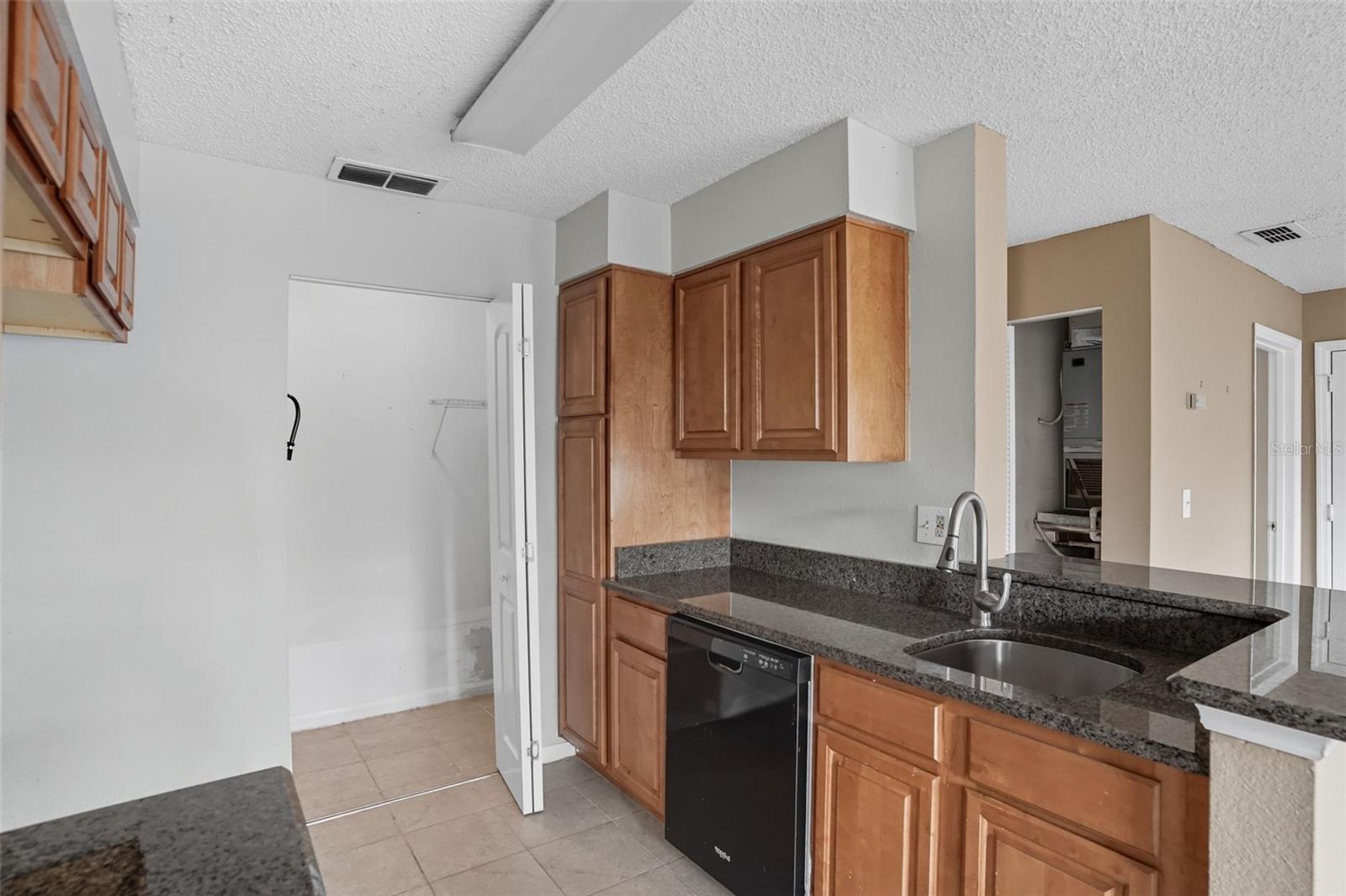 Image 10 of 25 For 1069 Hiawassee Road 1317