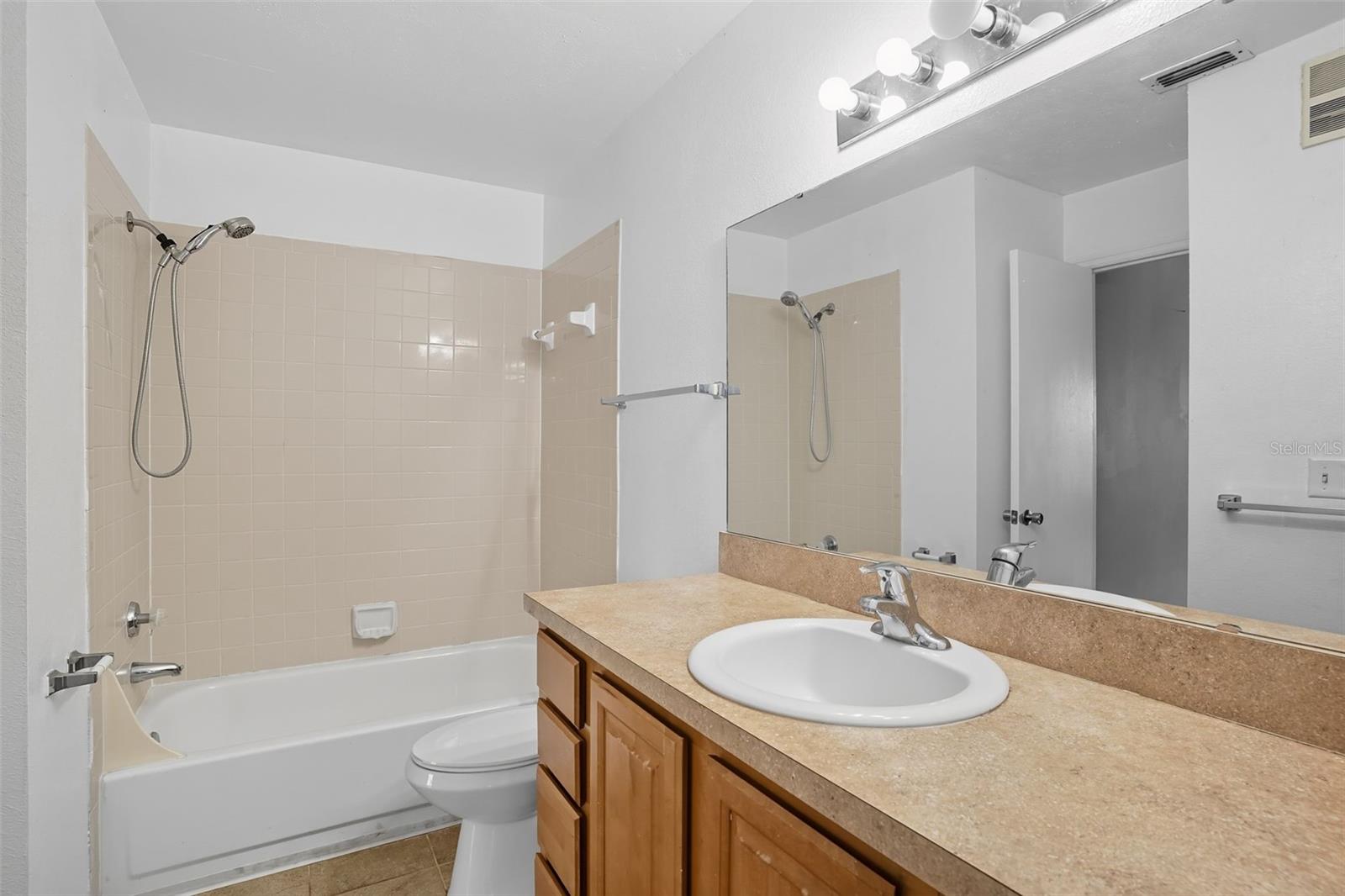 Image 16 of 25 For 1069 Hiawassee Road 1317