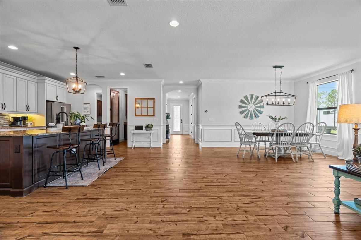 Image 20 of 58 For 6053 Dallas Boulevard
