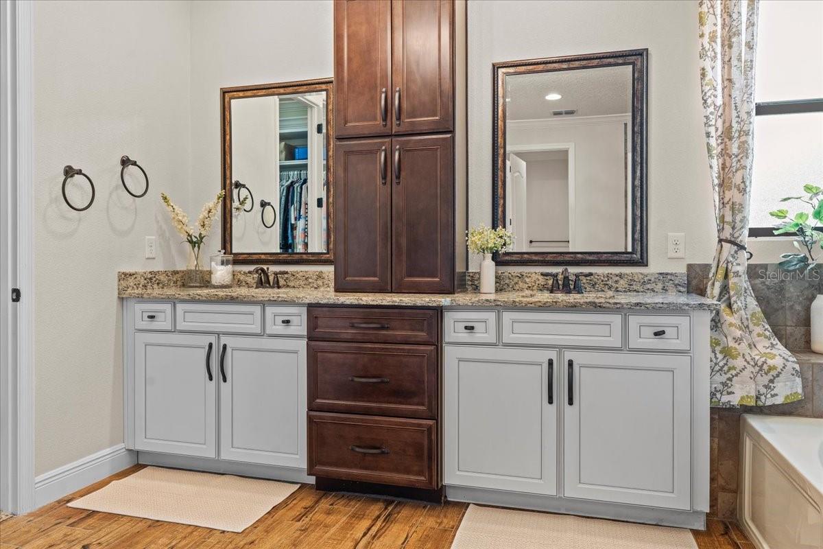 Image 25 of 58 For 6053 Dallas Boulevard