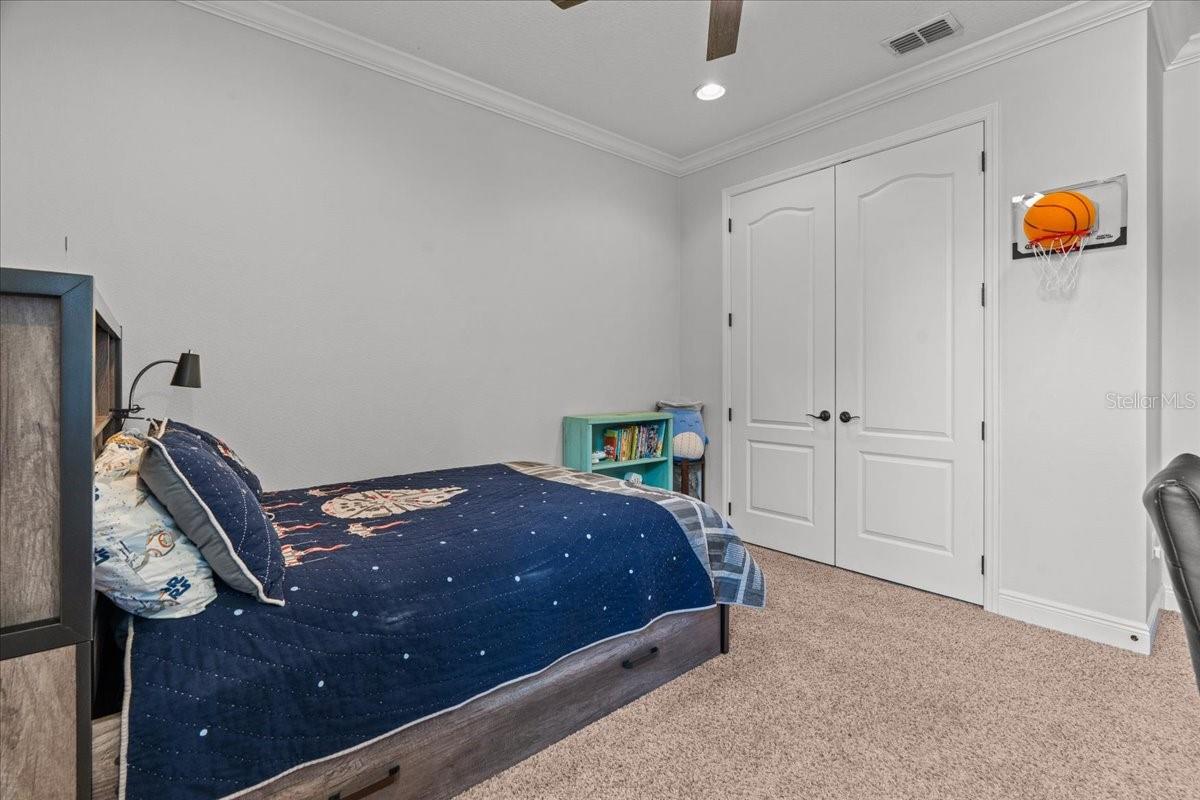 Image 36 of 58 For 6053 Dallas Boulevard