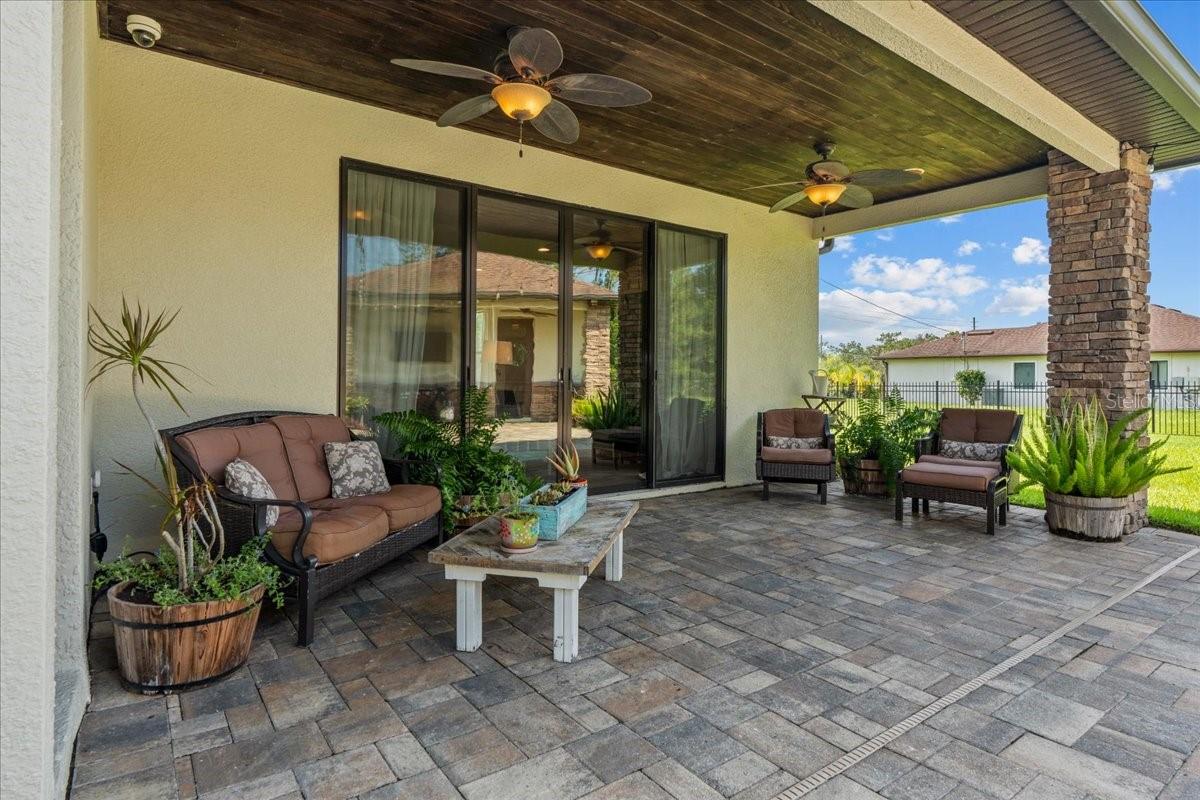 Image 38 of 58 For 6053 Dallas Boulevard