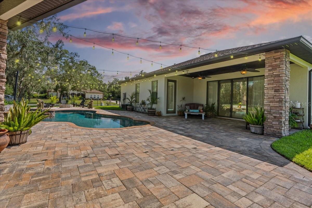 Image 41 of 58 For 6053 Dallas Boulevard