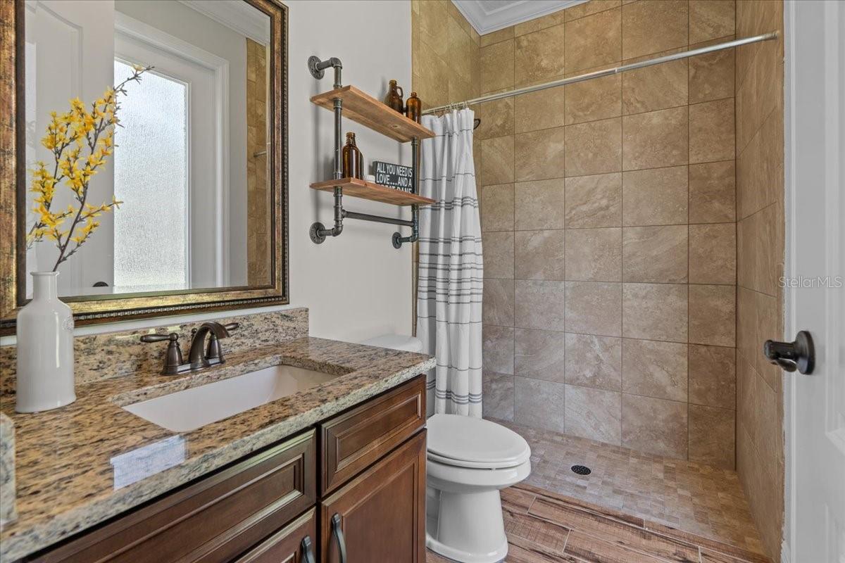 Image 48 of 58 For 6053 Dallas Boulevard