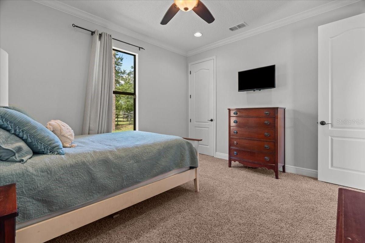Image 50 of 58 For 6053 Dallas Boulevard