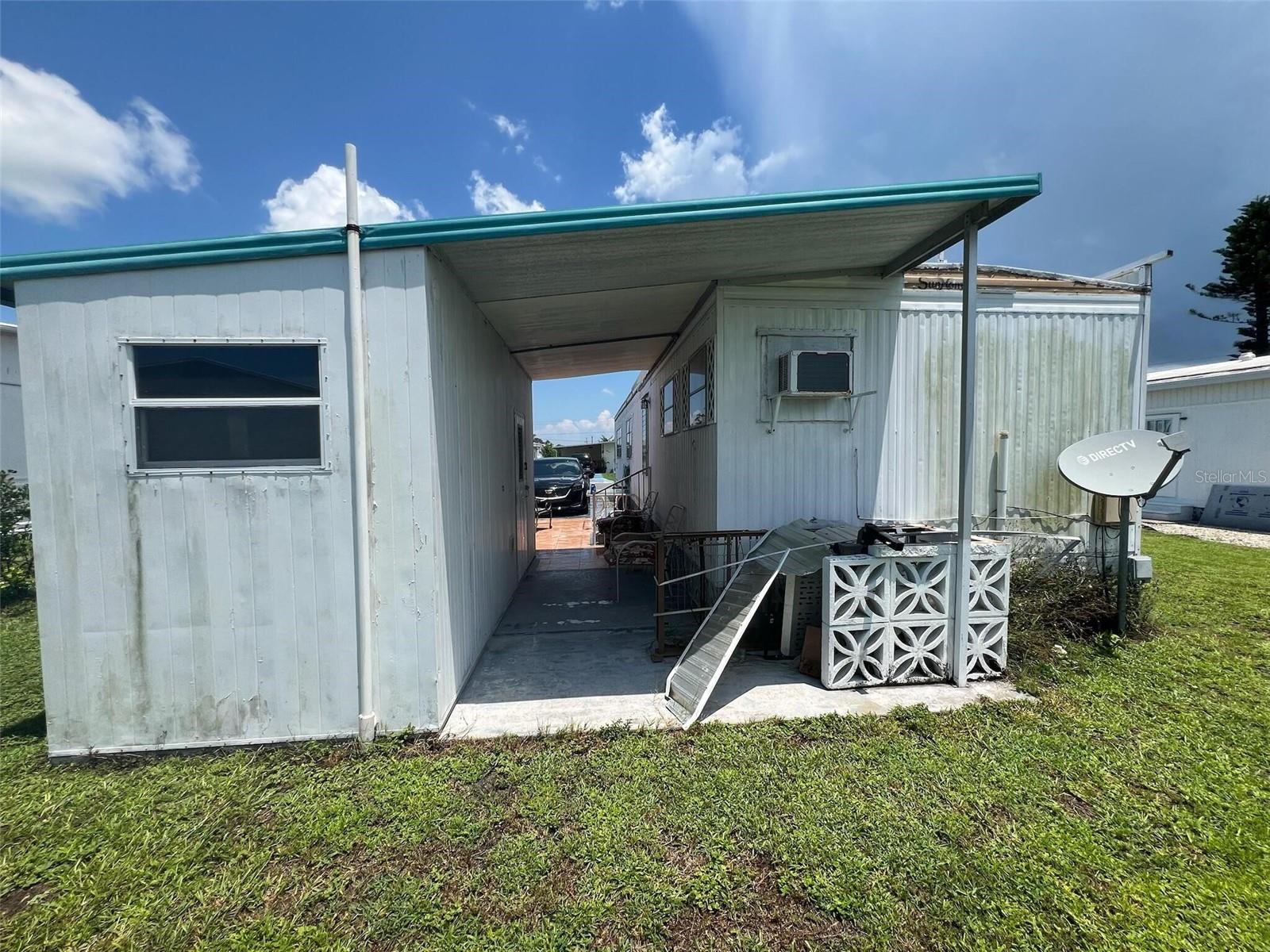 Image 6 of 13 For 108 50th Avenue Drive W