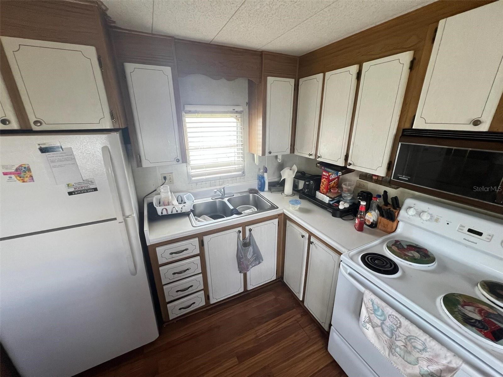 Image 8 of 13 For 108 50th Avenue Drive W
