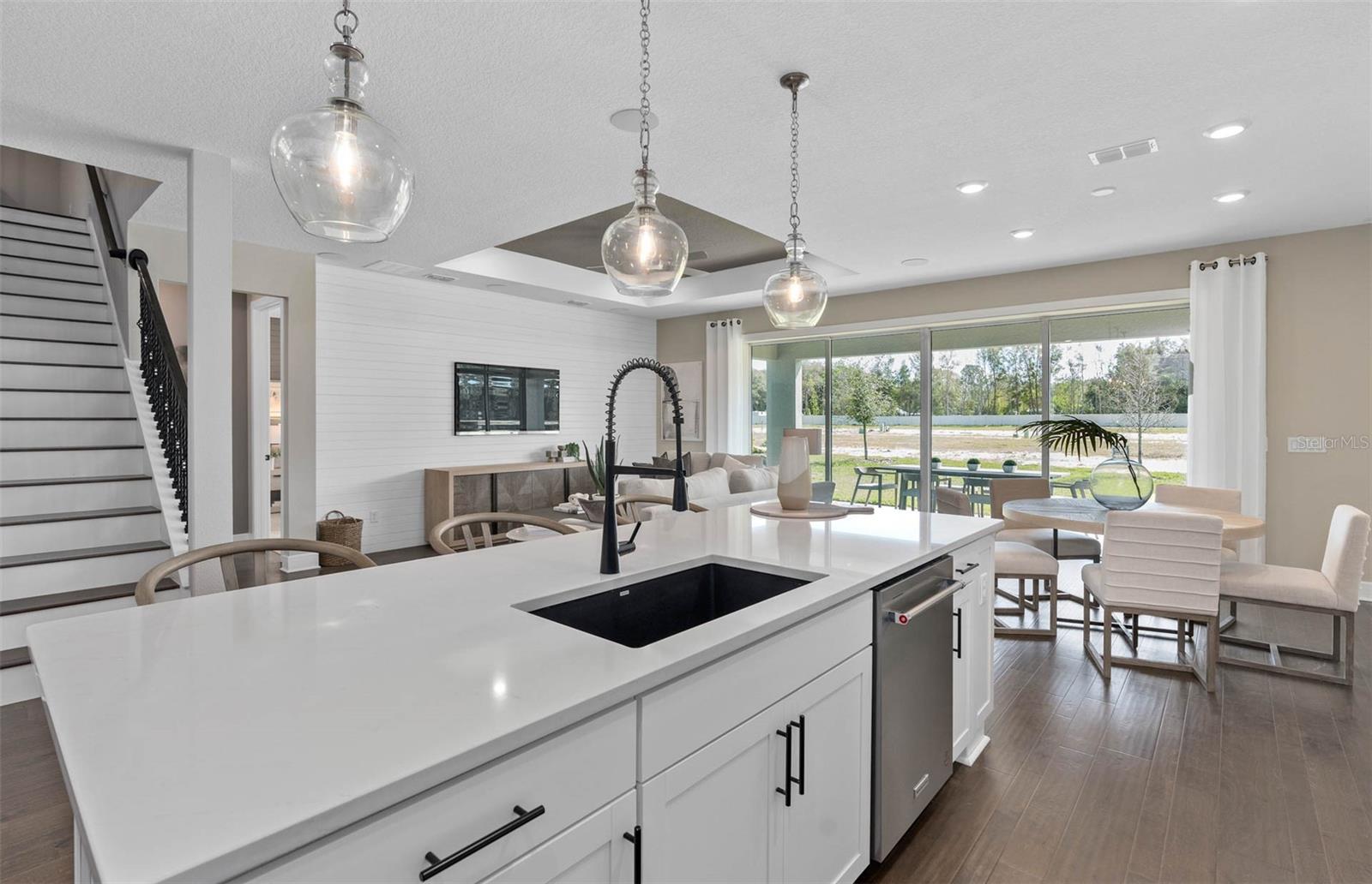 Image 8 of 32 For 15331 Soaring Bluff Drive