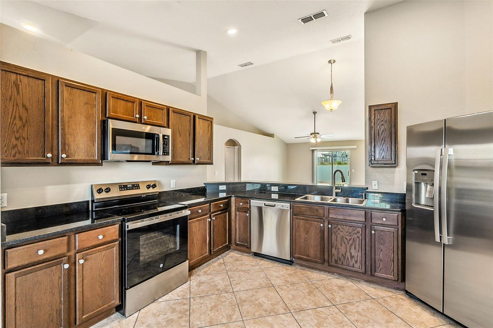 Image 8 of 25 For 6867 Heatherbrook Drive