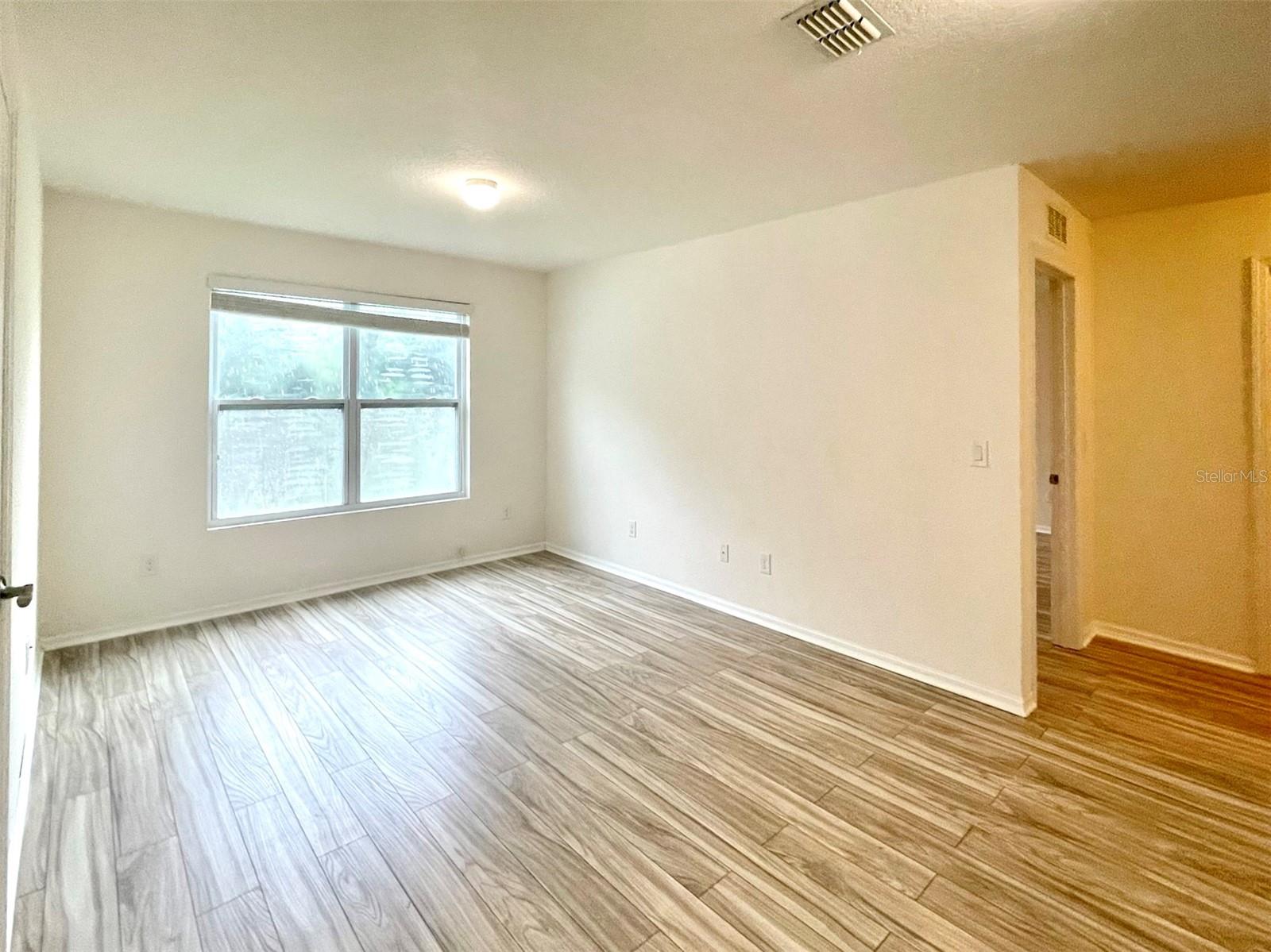 Image 12 of 22 For 16724 Citrus Parkway