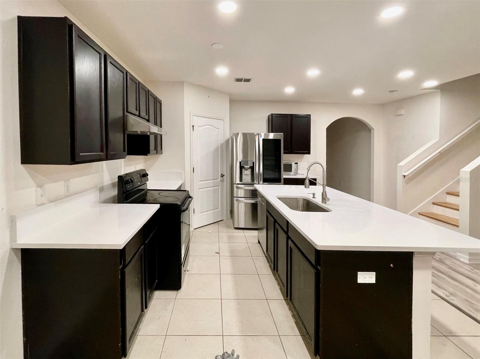 Image 4 of 22 For 16724 Citrus Parkway