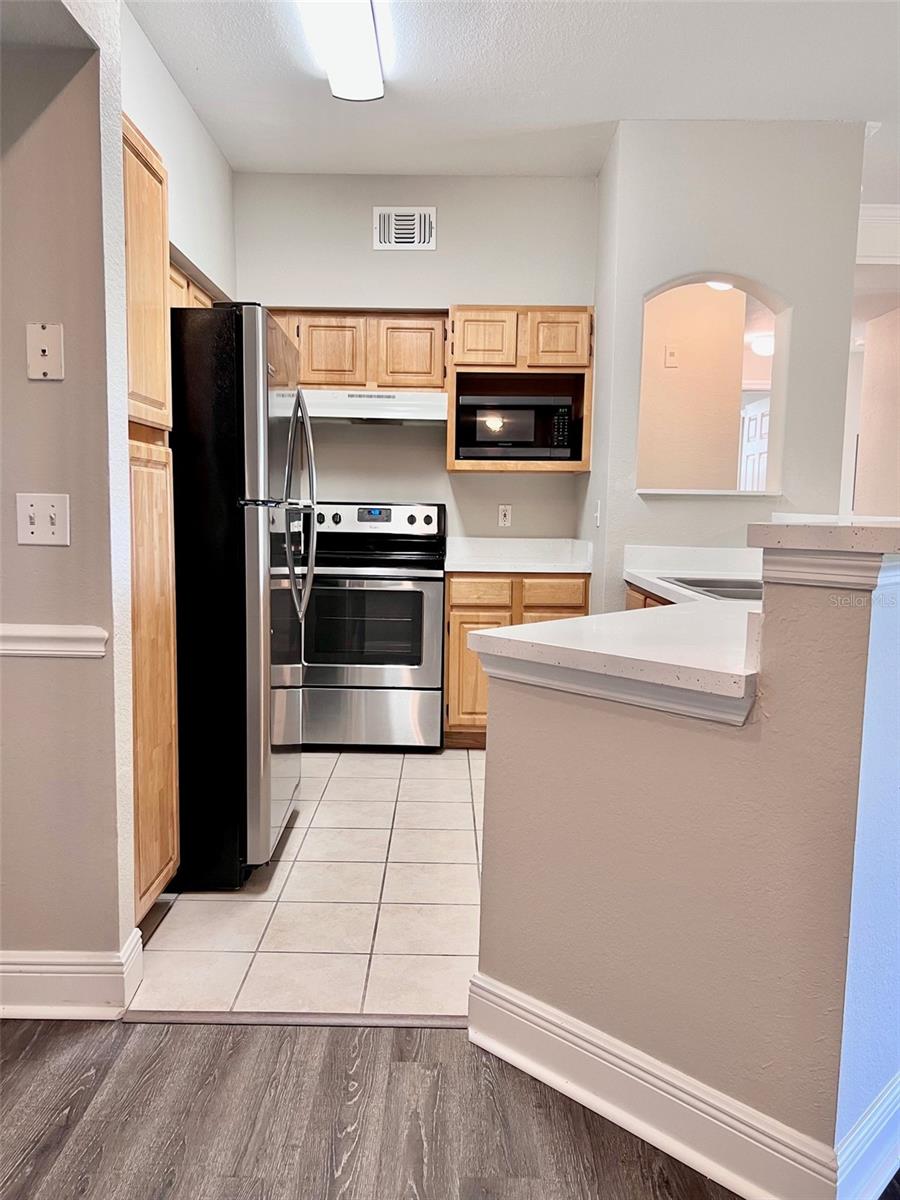Image 14 of 37 For 6627 Queens Borough Avenue 102