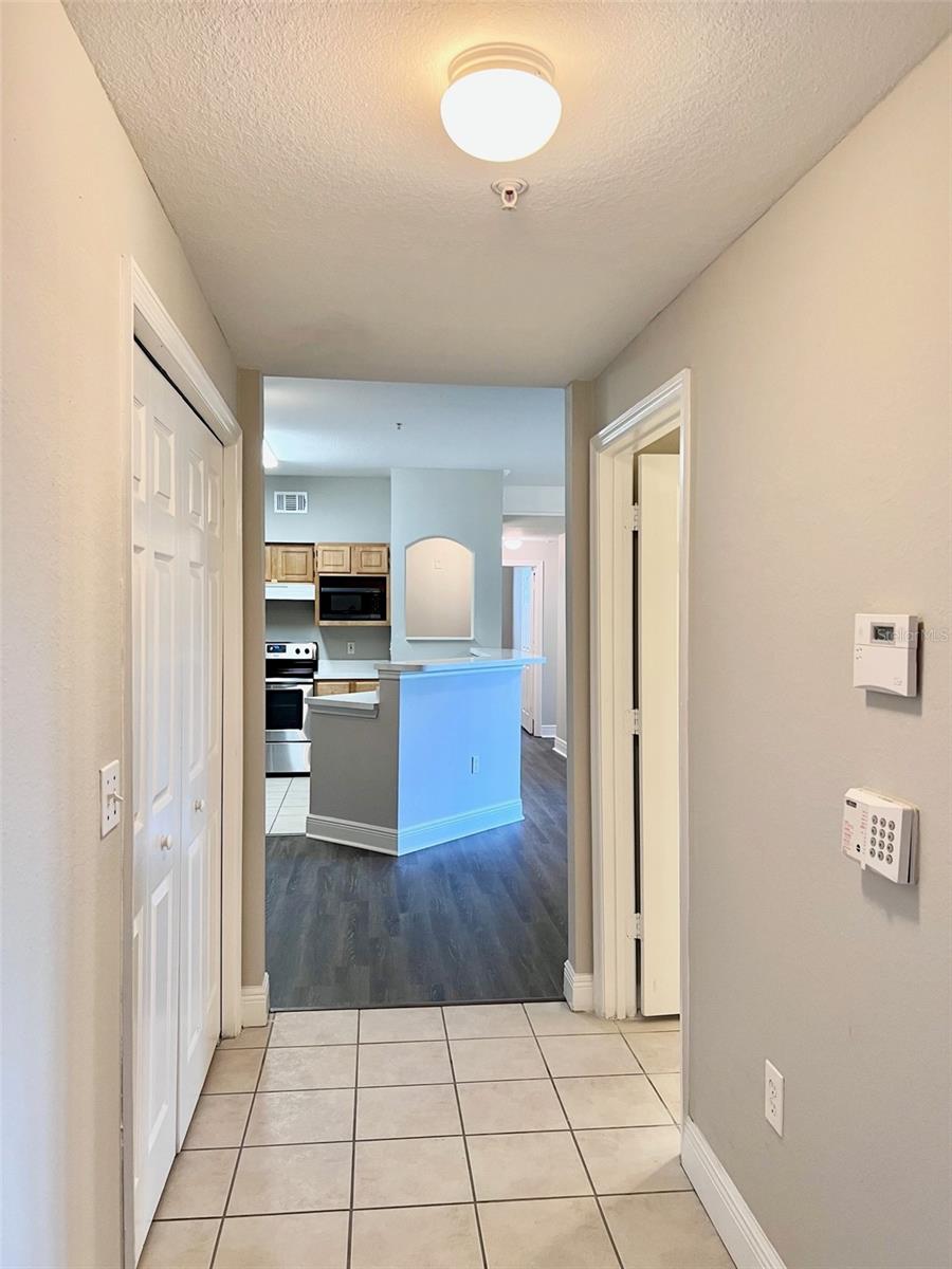 Image 8 of 37 For 6627 Queens Borough Avenue 102