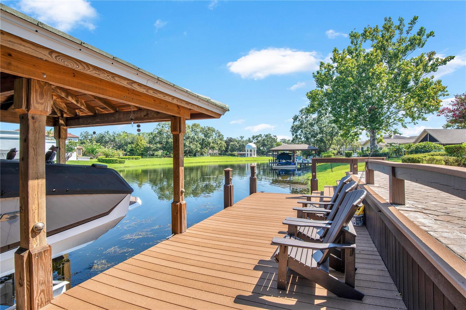 Listing photo id 63 for 525 Mandalay Road
