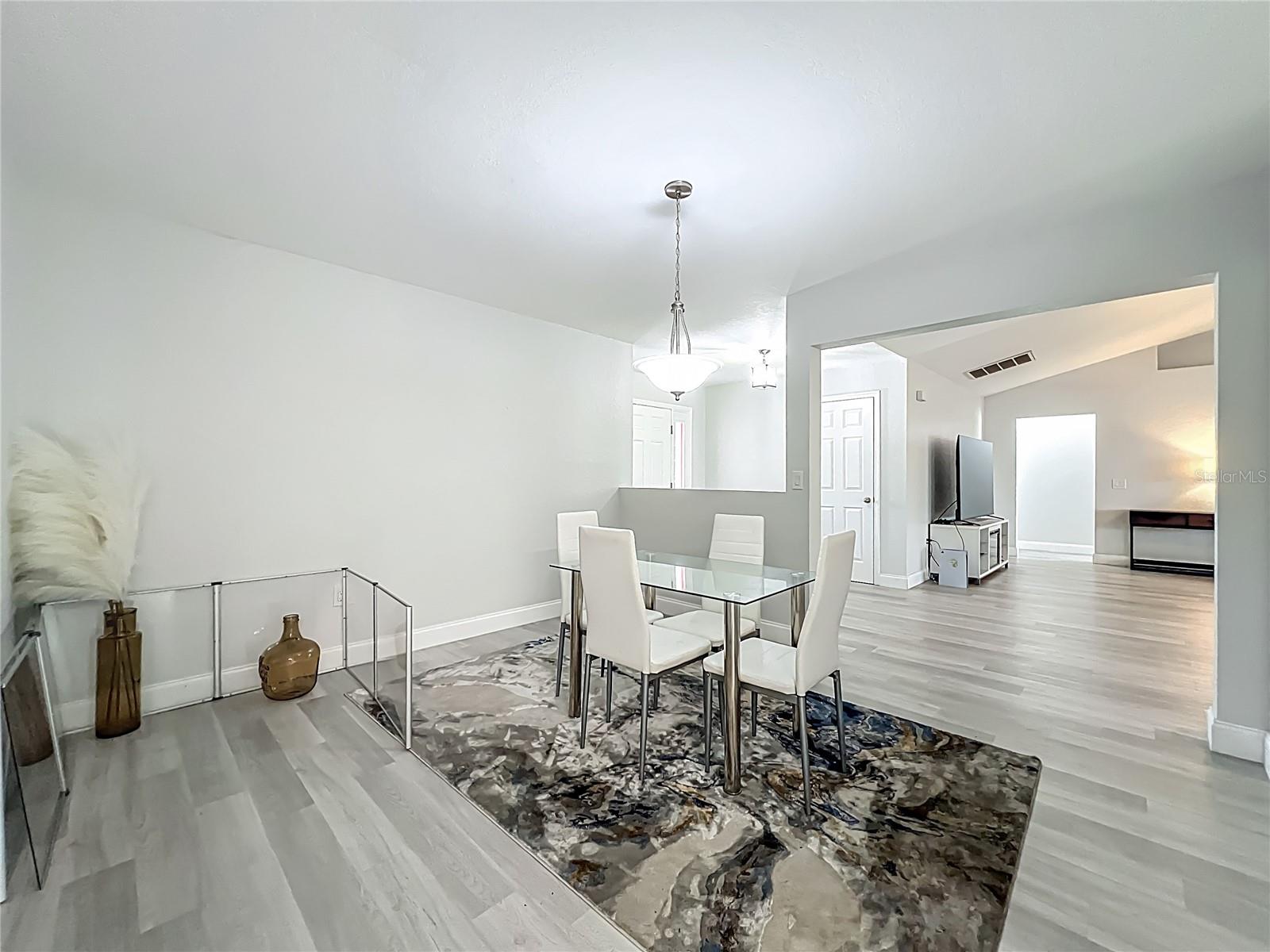 Image 12 of 39 For 12368 Killian Street