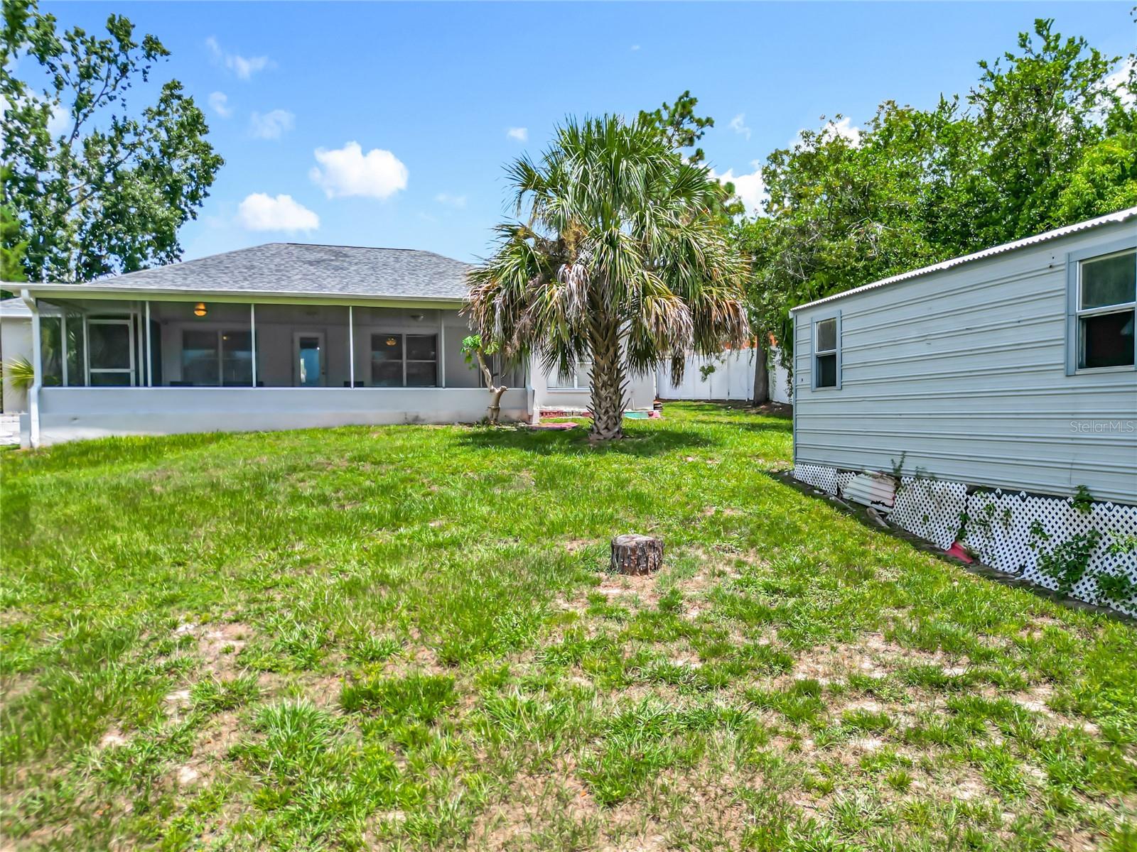 Image 35 of 39 For 12368 Killian Street