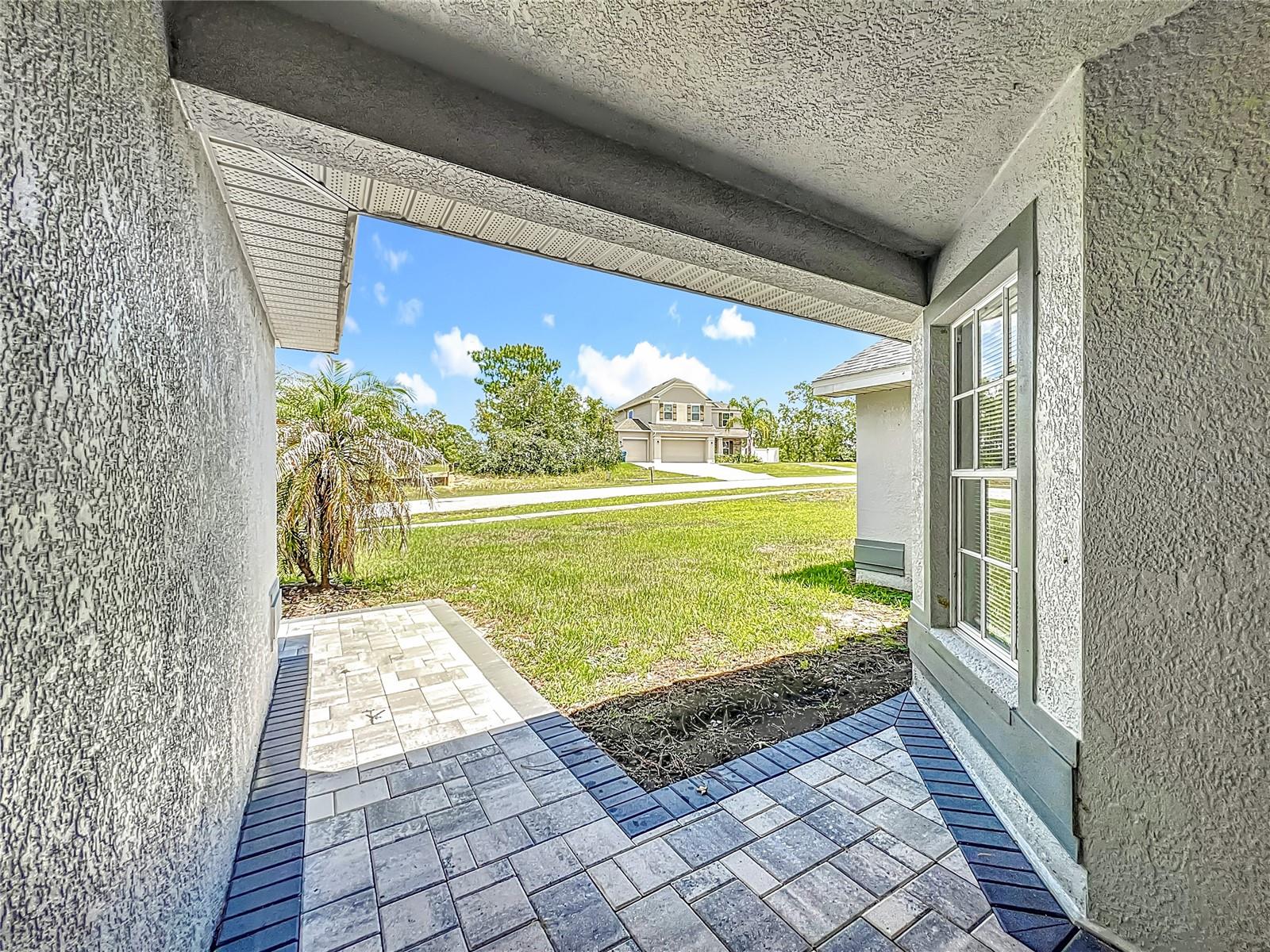 Image 4 of 39 For 12368 Killian Street