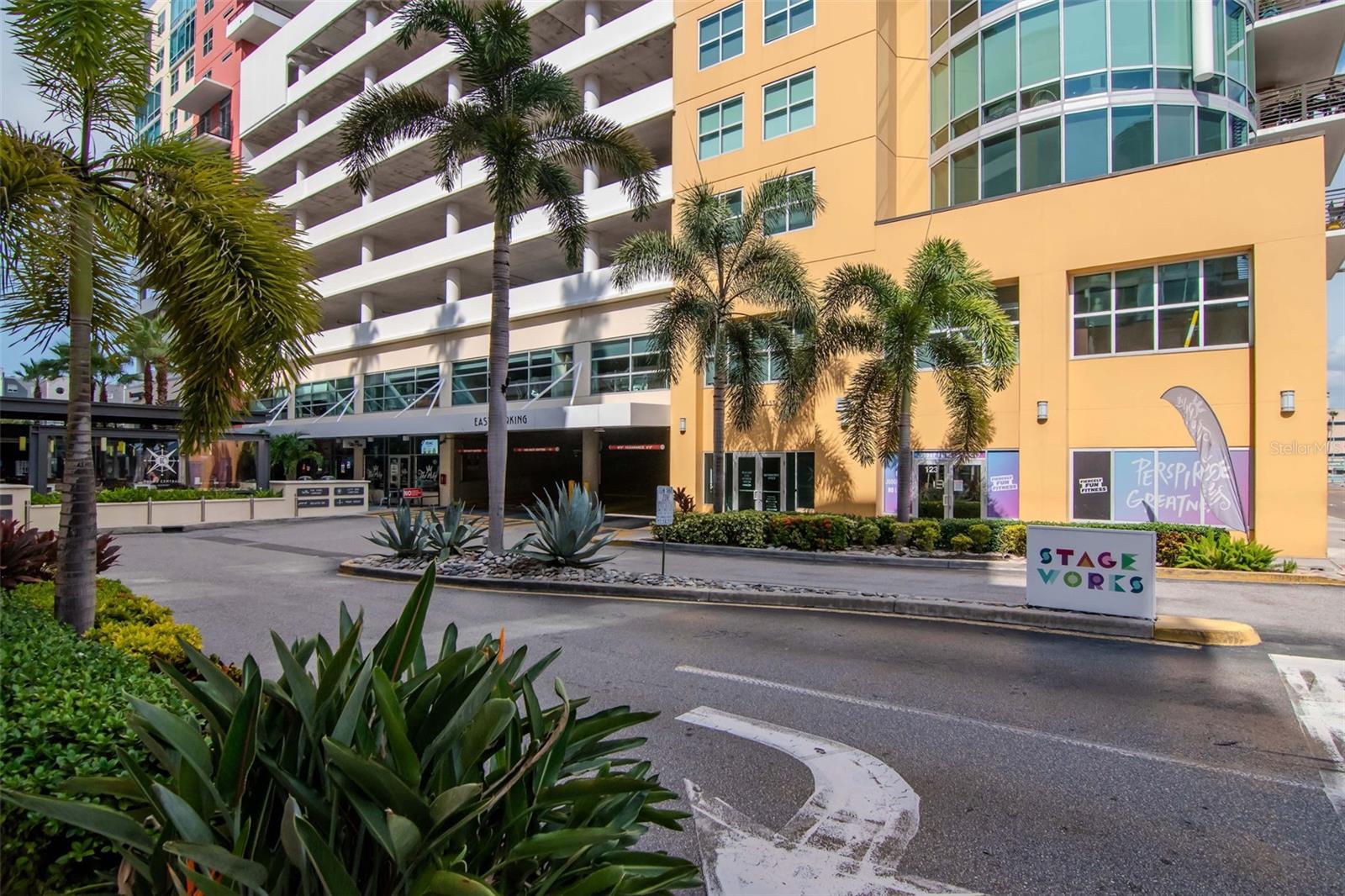 Image 64 of 70 For 1208 Kennedy Boulevard 1011