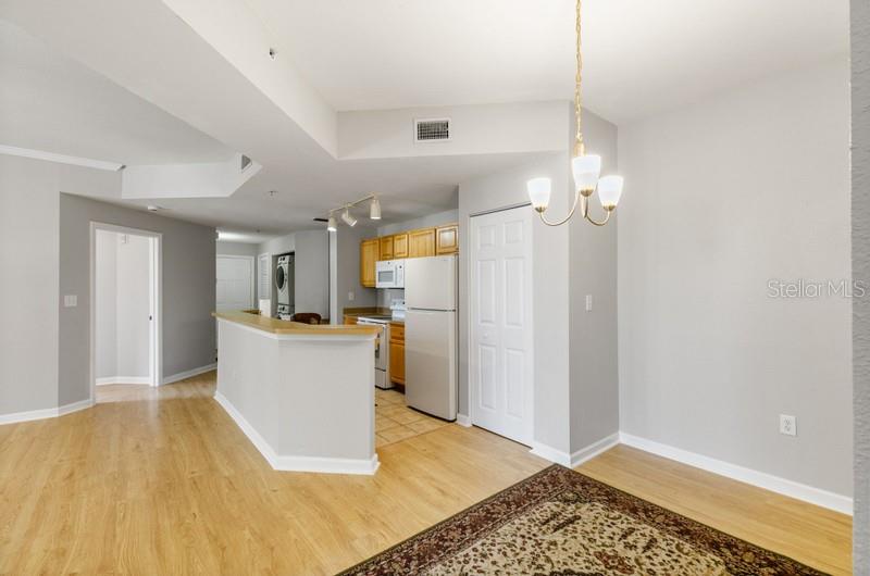 Image 20 of 34 For 410 Villa San Marco Drive 303