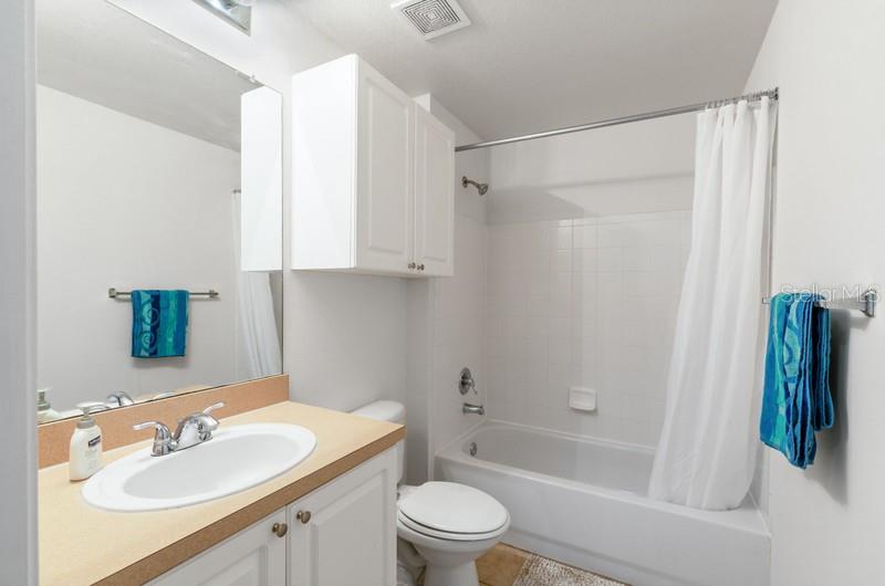 Image 30 of 34 For 410 Villa San Marco Drive 303