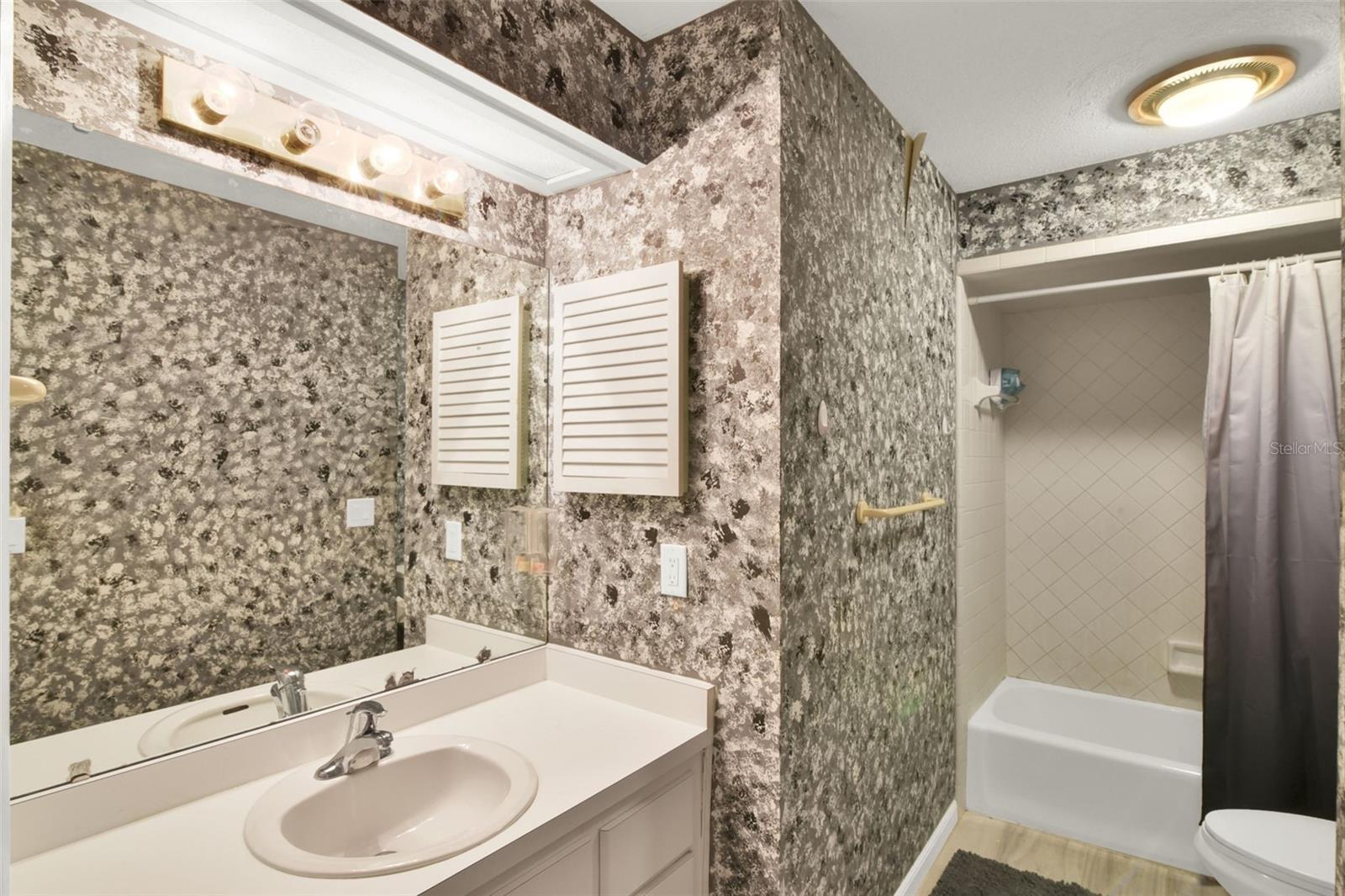 Image 17 of 29 For 33214 Coventry Drive