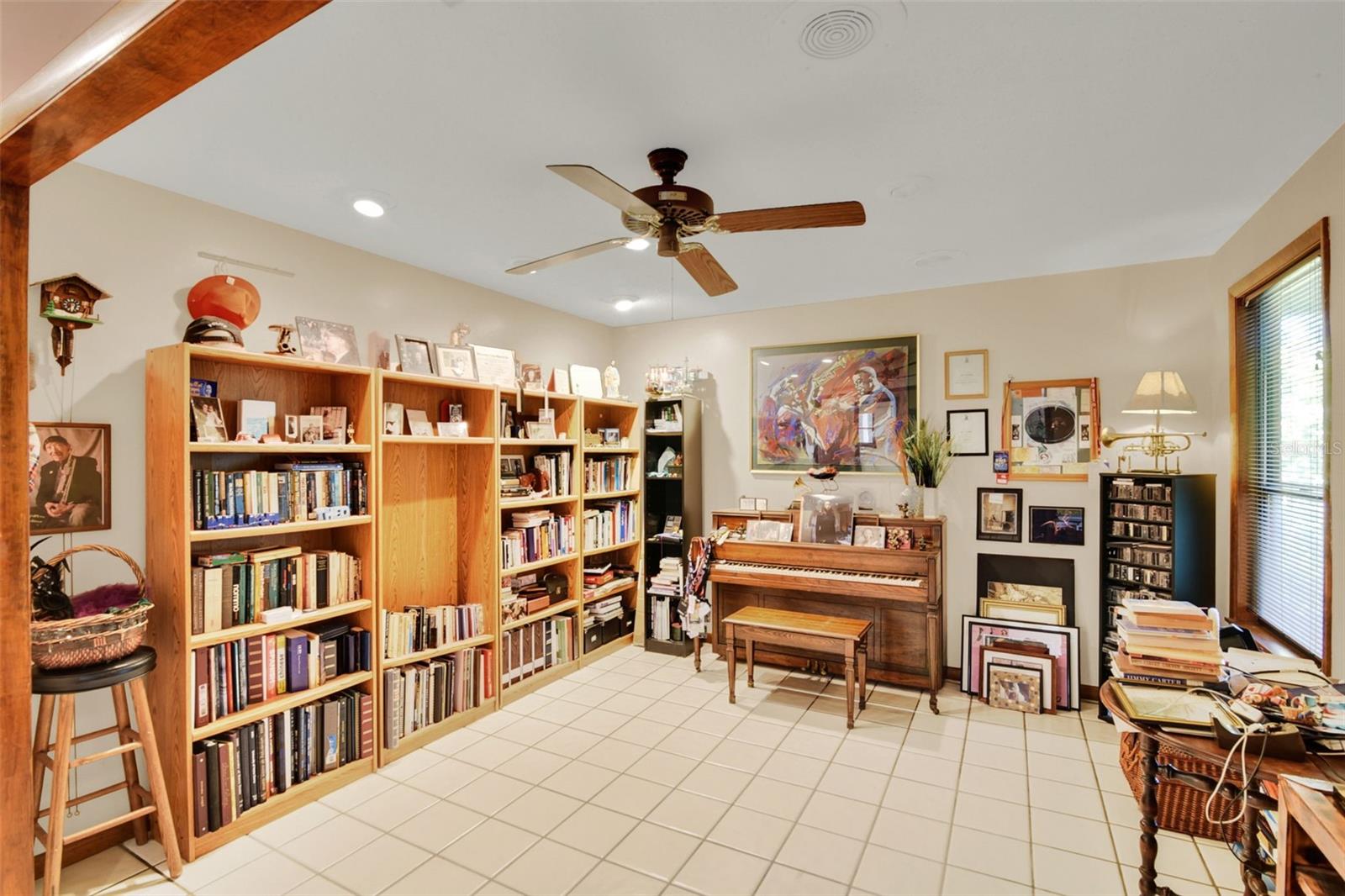 Image 20 of 29 For 33214 Coventry Drive