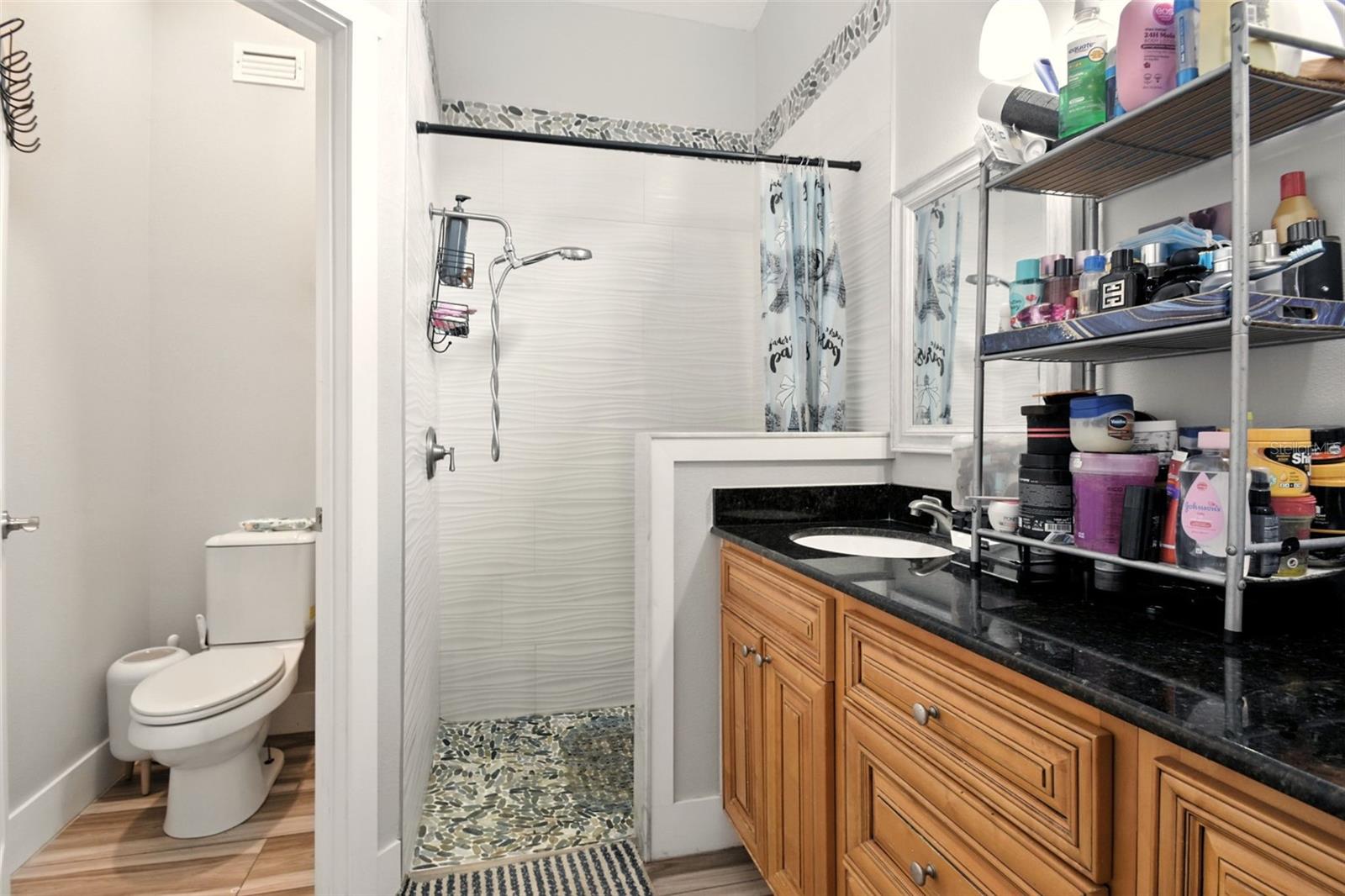 Image 23 of 35 For 6084 Brookhill Circle