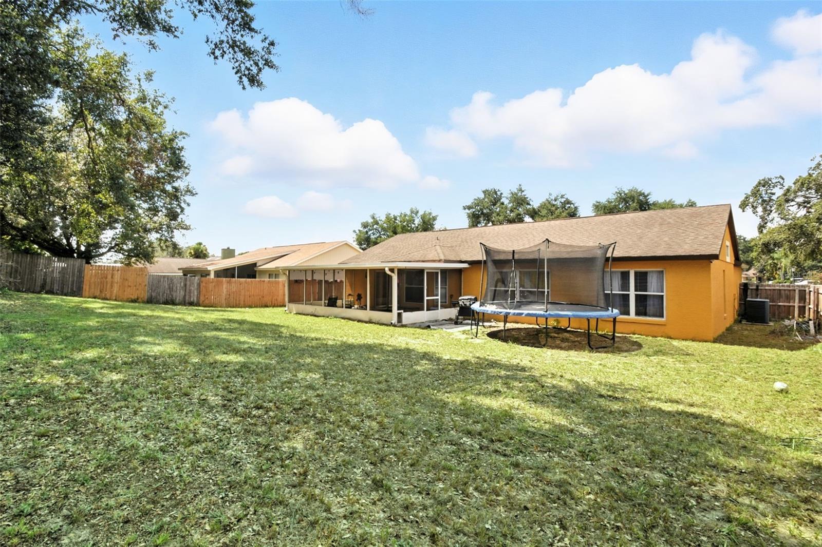 Image 30 of 35 For 6084 Brookhill Circle