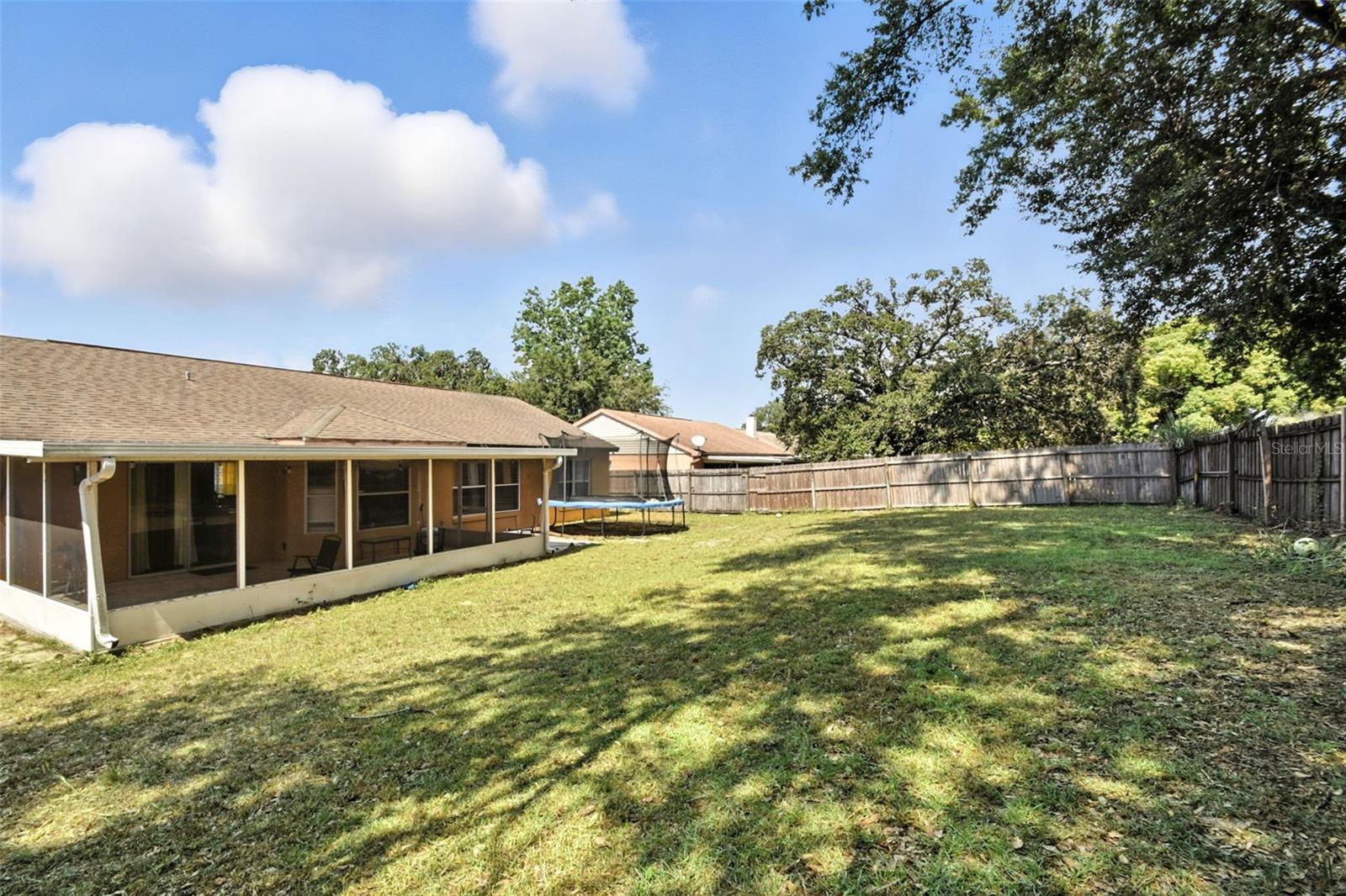 Image 32 of 35 For 6084 Brookhill Circle