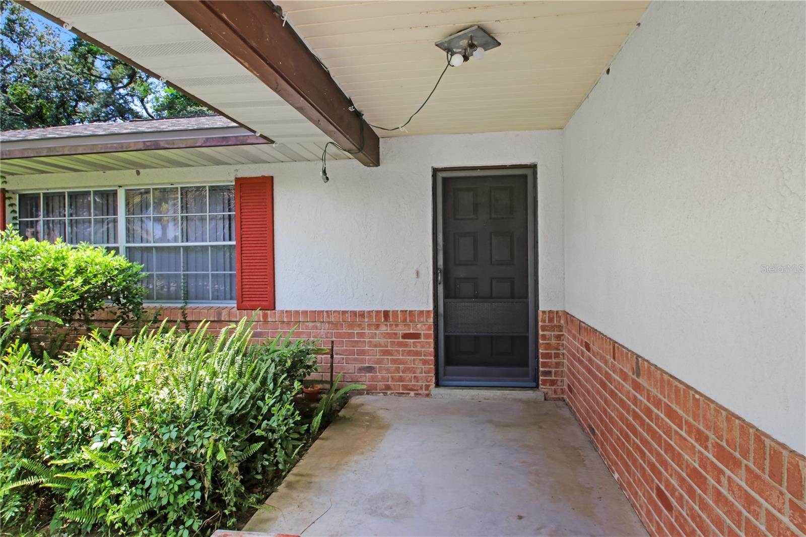 Image 2 of 31 For 339 Colomba Road