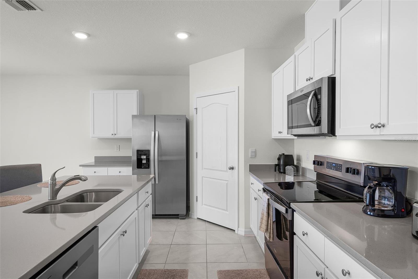 Image 6 of 22 For 1340 Daisy Field Dr