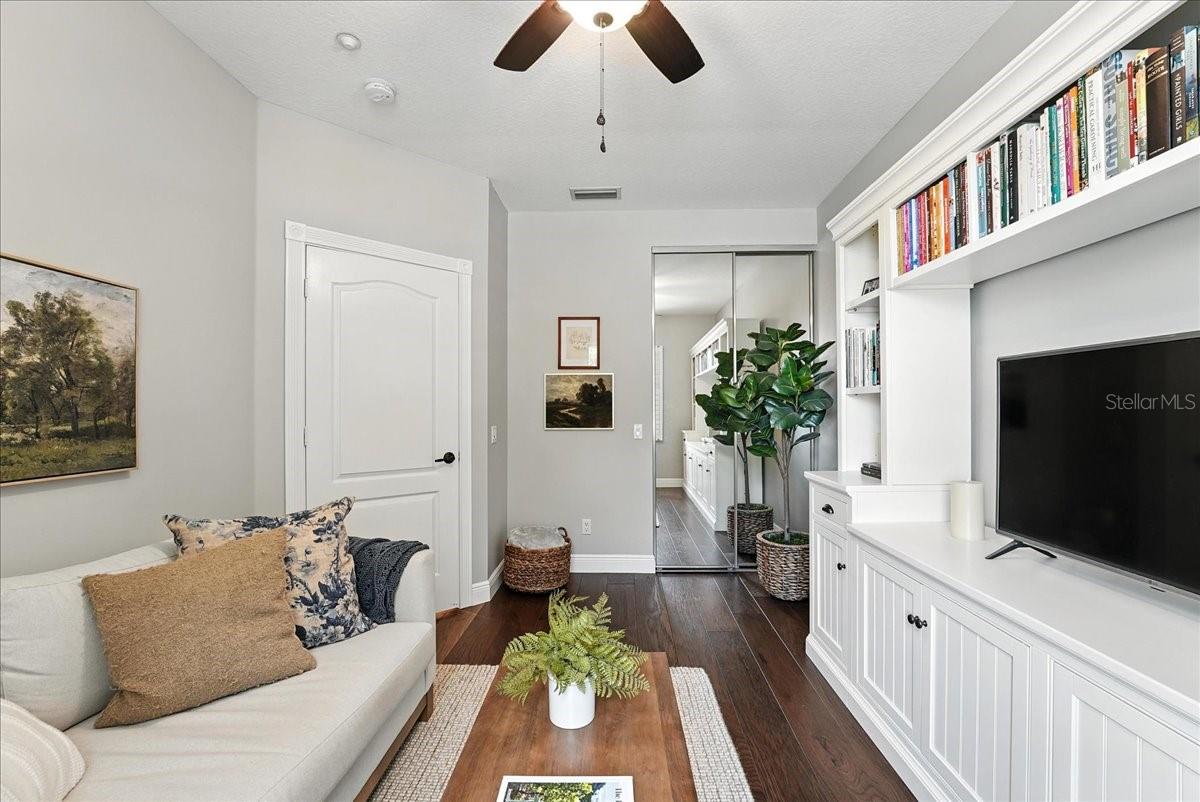 Image 7 of 34 For 9301 Northlake Parkway