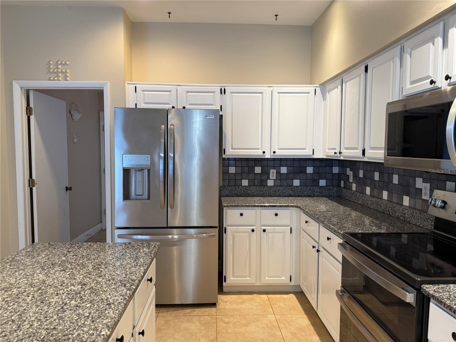 Image 11 of 39 For 1373 Foxforrest Circle