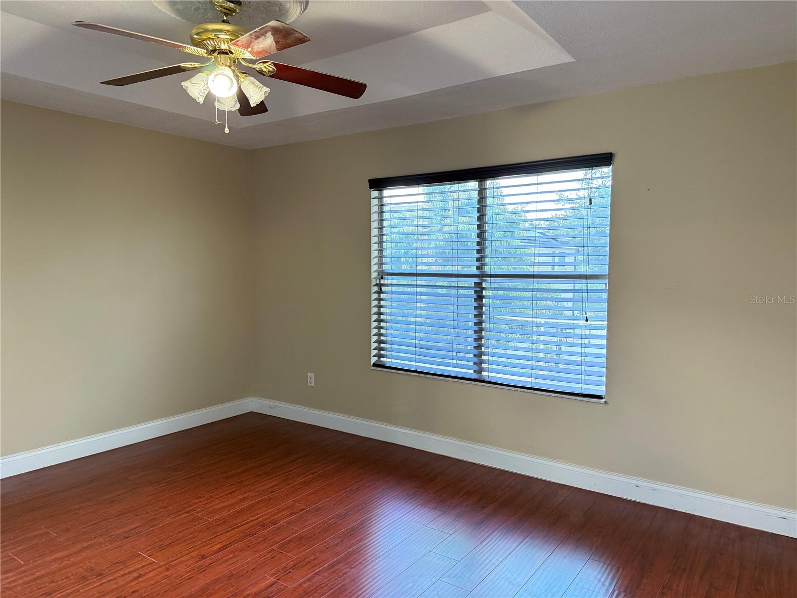 Image 29 of 39 For 1373 Foxforrest Circle