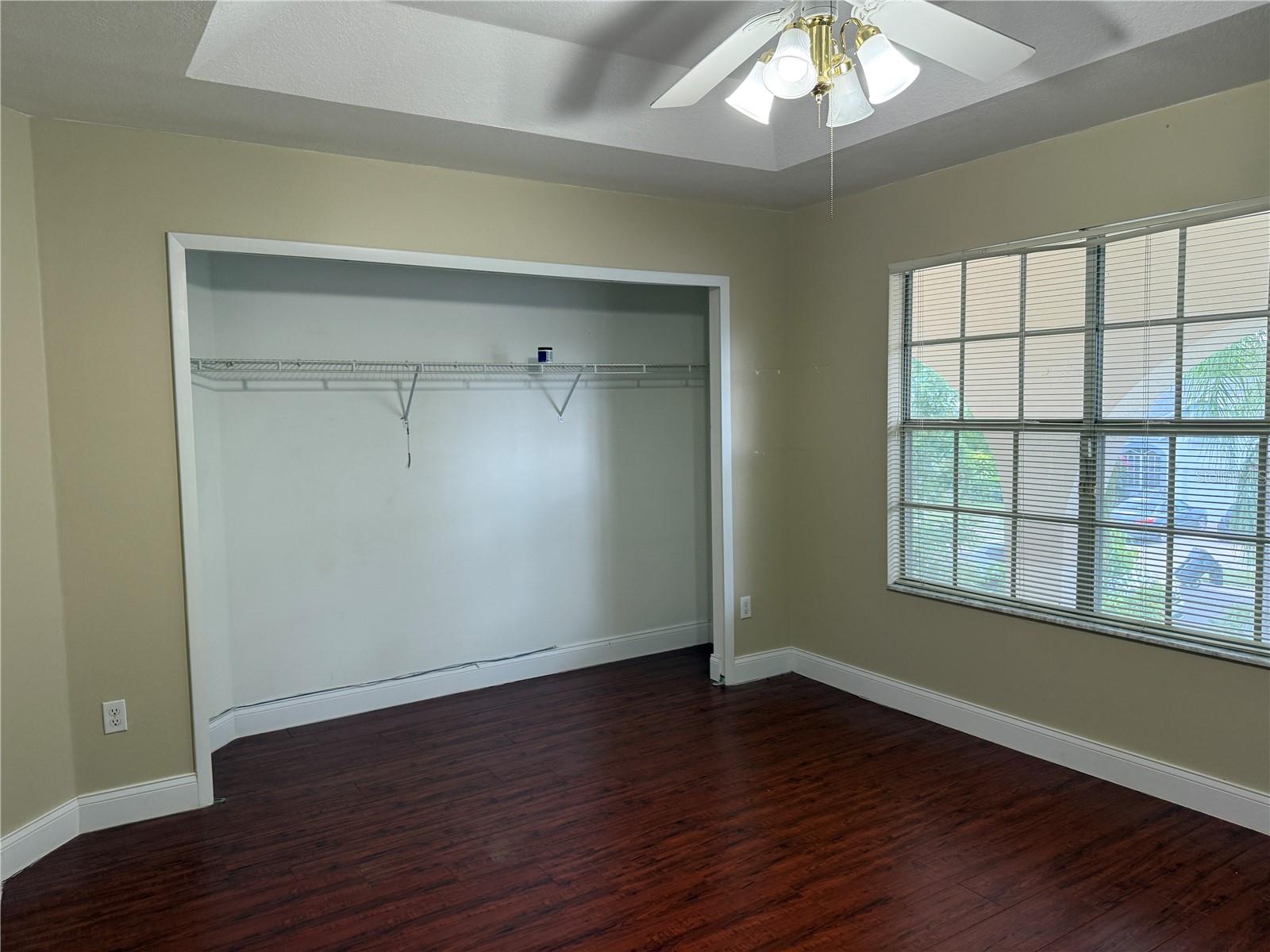 Image 34 of 39 For 1373 Foxforrest Circle