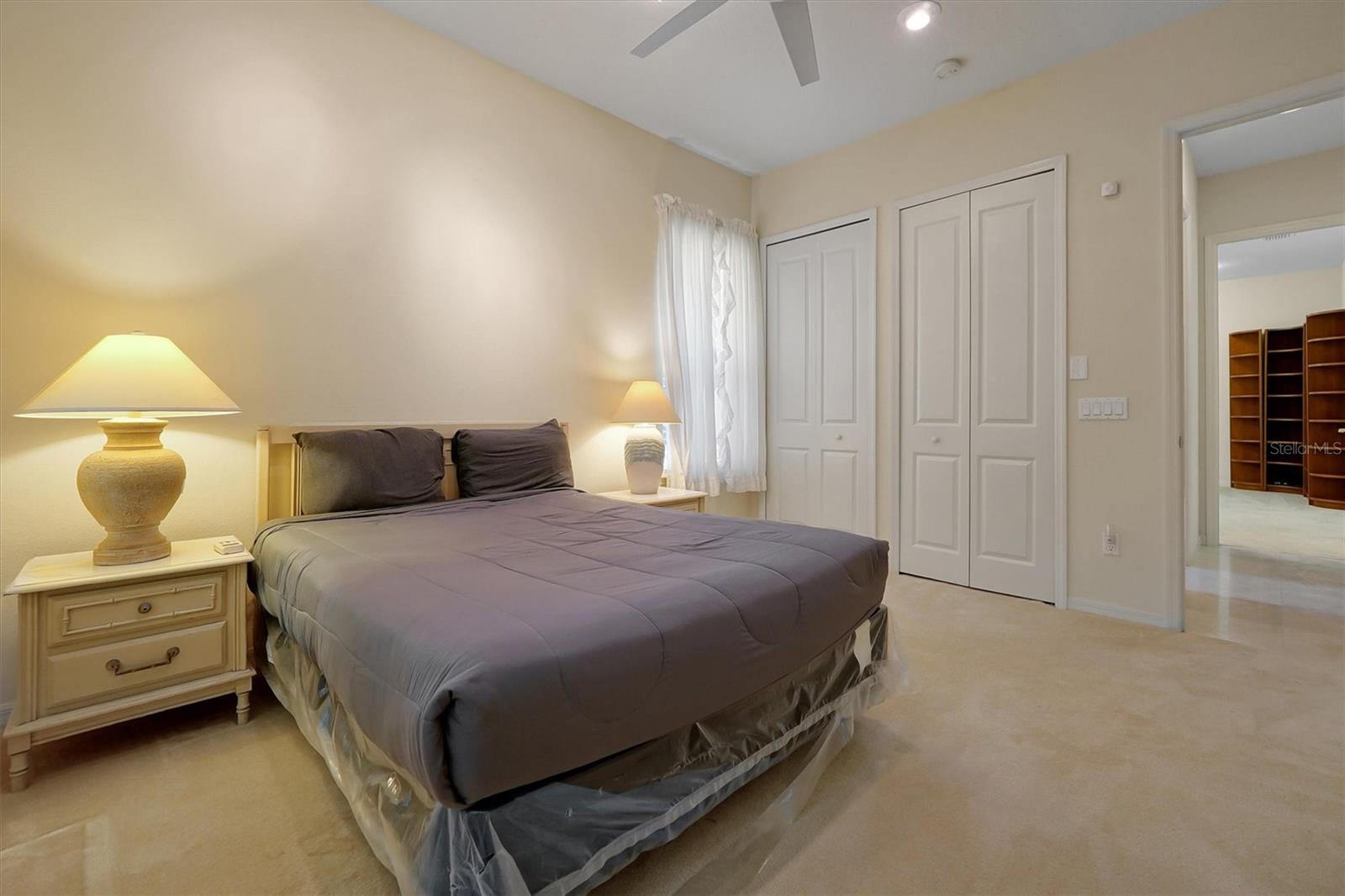 Image 29 of 47 For 220 Bahama Road