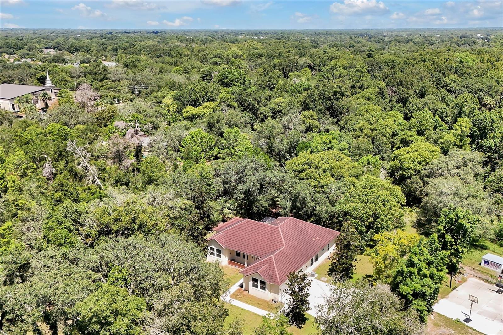 Image 43 of 47 For 220 Bahama Road