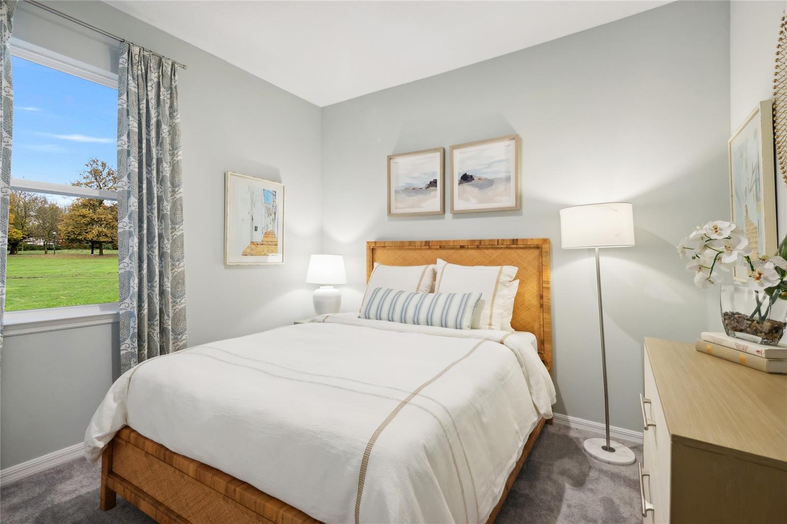 Image 12 of 31 For 12801 Trovita Drive