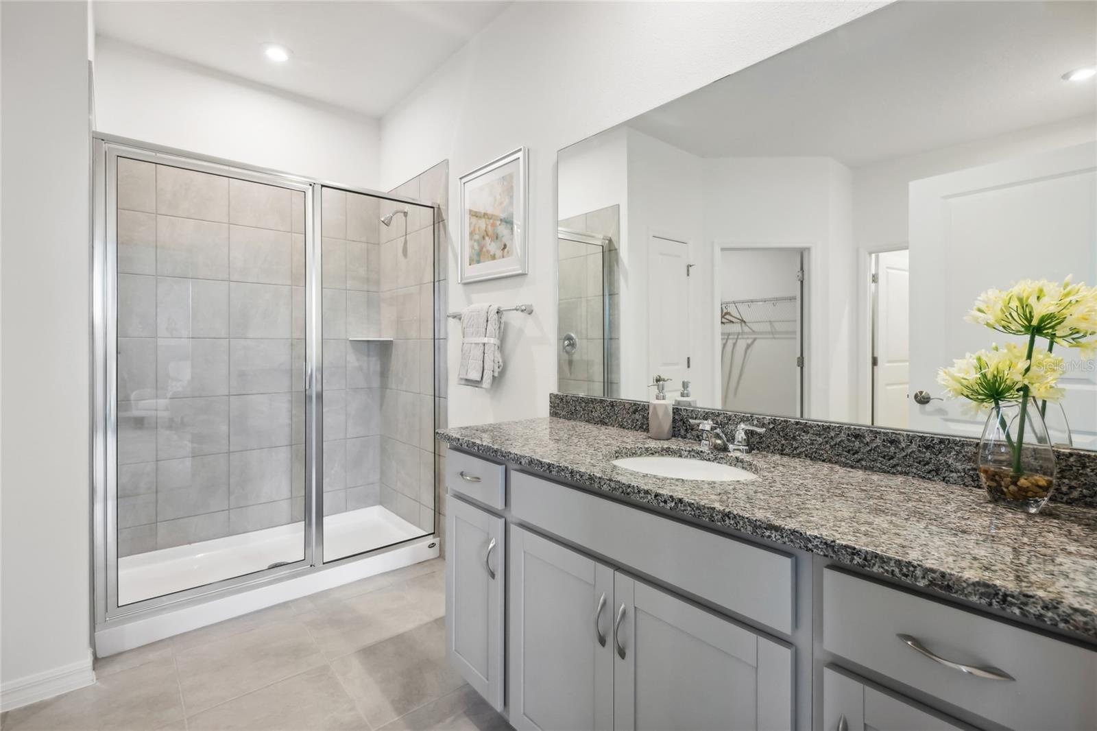 Image 24 of 31 For 12801 Trovita Drive