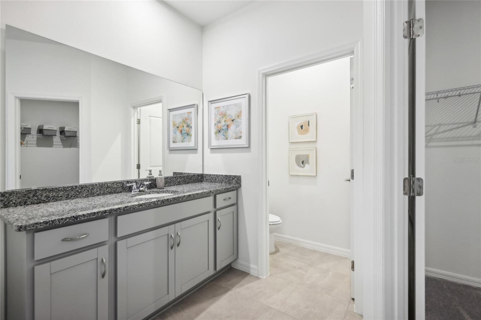 Image 27 of 31 For 12801 Trovita Drive