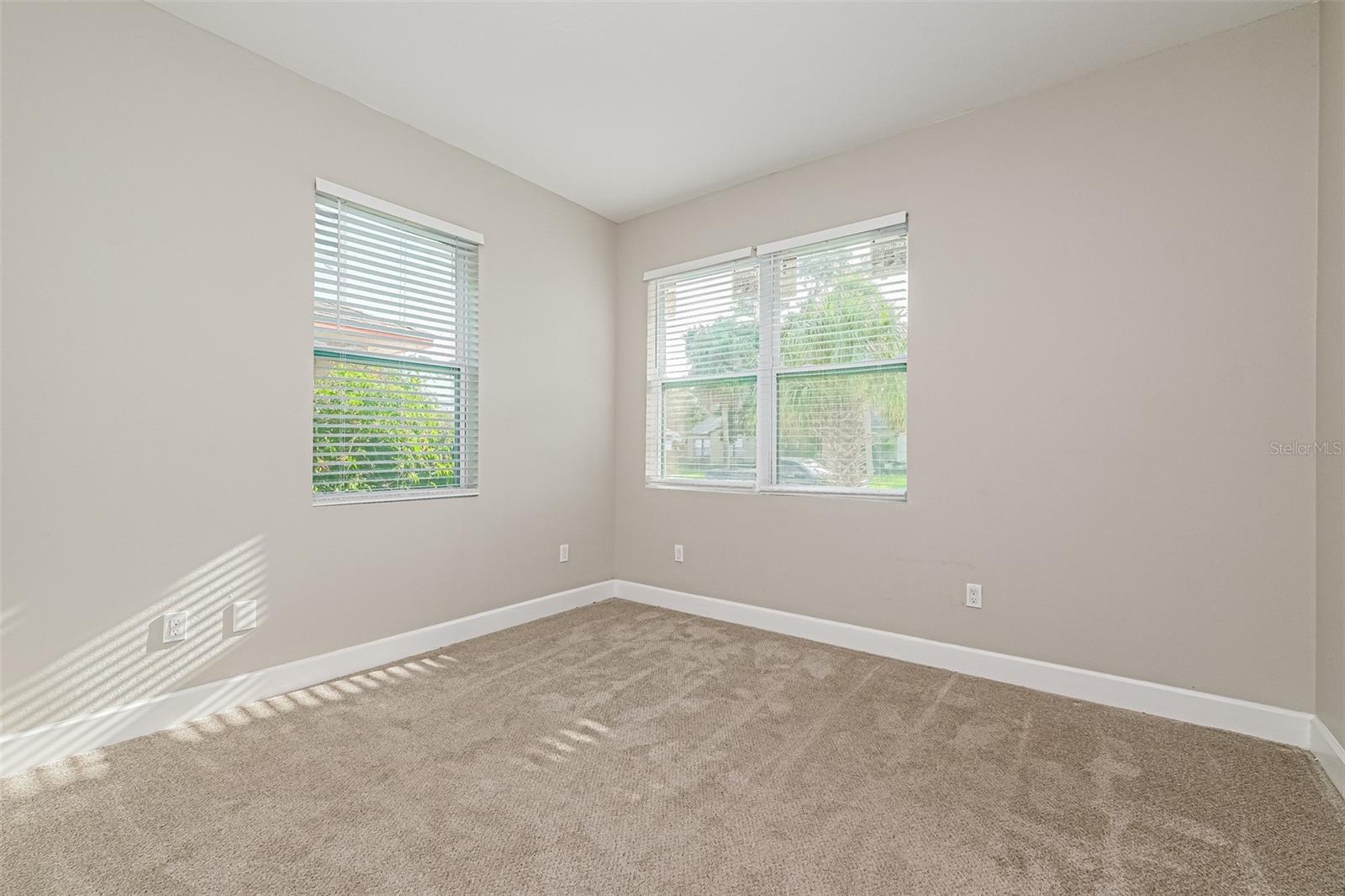 Image 12 of 16 For 2424 12th Street S