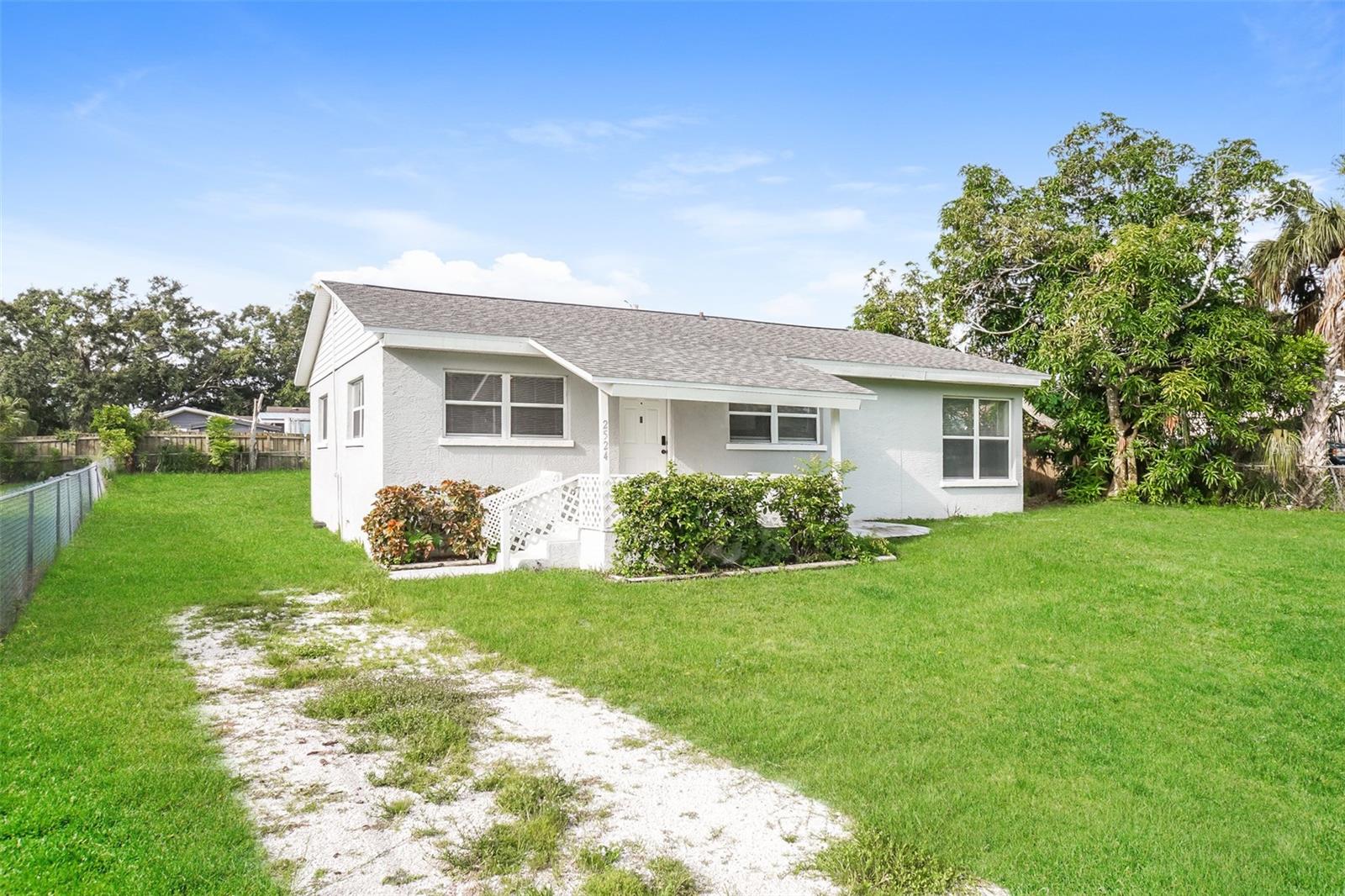 Image 2 of 20 For 2524 32nd Avenue E