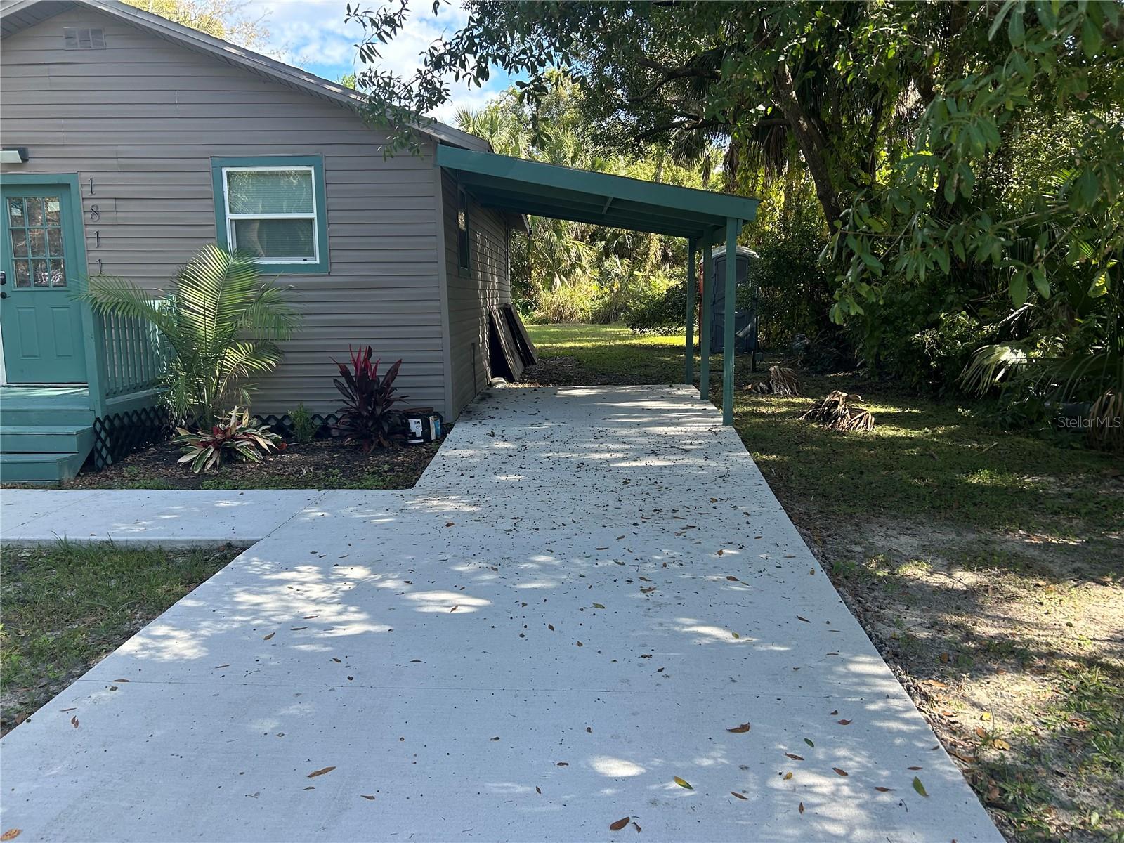 Image 22 of 26 For 1811 Alexander Avenue