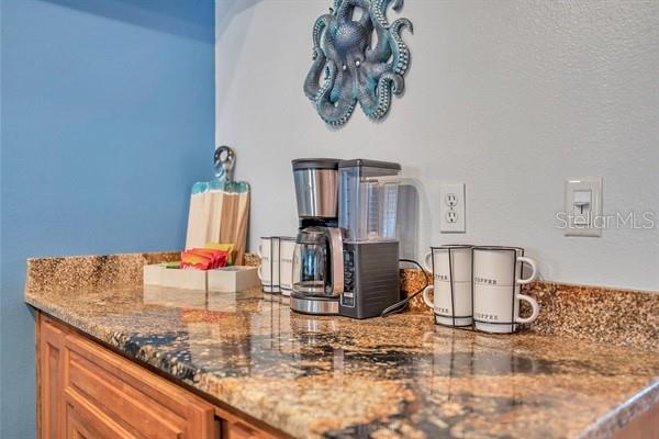 Image 14 of 46 For 2053 59th Way N