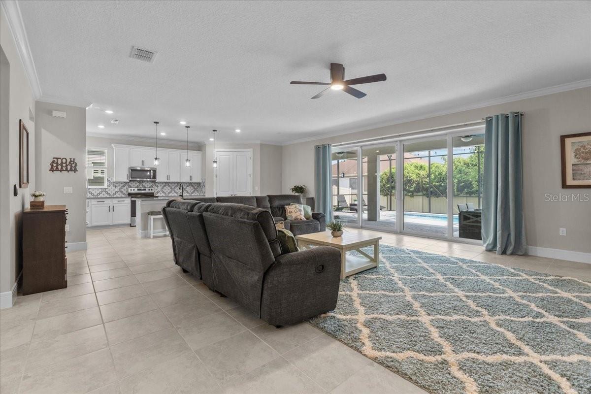 Image 11 of 58 For 942 Savannah Palms Boulevard