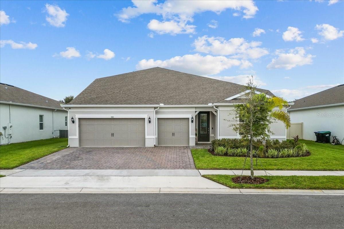 Image 2 of 58 For 942 Savannah Palms Boulevard